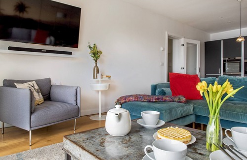 Portwrinkle Cabaña | Sandpiper - Beach-side House with Terrace Hot Tub and Stunning Views