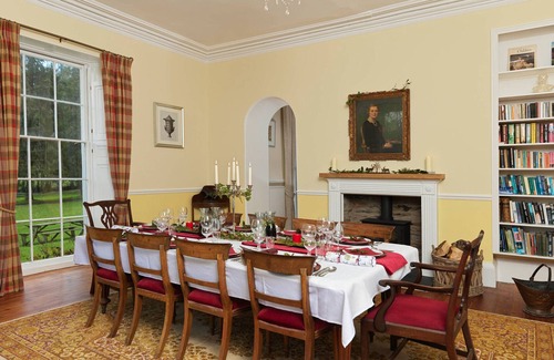 Totnes Casa | SANDWELL MANOR, pet friendly, character holiday cottage in Totnes