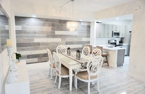 Bella Vista Condominio | : Sandy Feet Retreat: ¡Camina a la playa! :