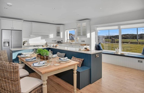 Kincasslagh Casa | Sandybanks, Luxury Holiday Home,