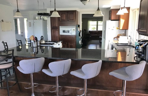 Block Island Casa | Sandy’s House, A Spacious and Welcoming Multi-family Retreat/Thursday Turnover
