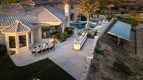 Temecula Casa | Sangiovese By AvantStay Spectacular Estate w Pool Hot Tub Putting Green