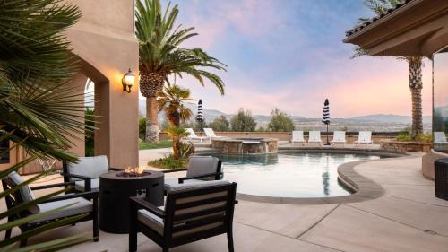 Temecula Casa | Sangiovese By AvantStay Spectacular Estate w Pool Hot Tub Putting Green