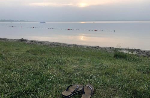 Bitterfeld Apartamento | Saniertes Penthouse im Park am Goitzschesee