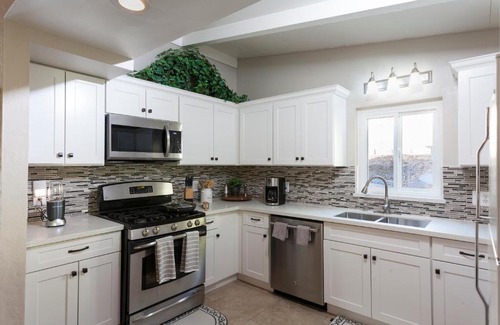 Santa Clarita Casa | Santa Clarita