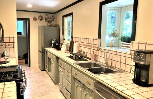 Ben Lomond Villa | Santa Cruz Mountains Forest Creek Sanctuary, Free Parking