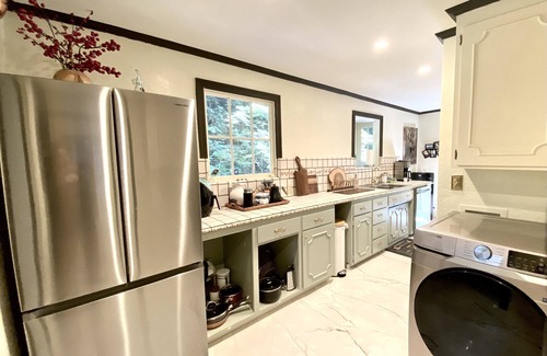 Ben Lomond Villa | Santa Cruz Mountains Forest Creek Sanctuary, Free Parking