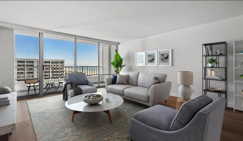 Ocean Park Apartamento | Santa Monica Ocenfront 2 Bedroom Villa with Parking