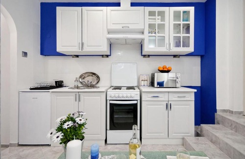 Mousio Apartamento | Santorini Style at Nathional Archeological museum of Athens,Greece