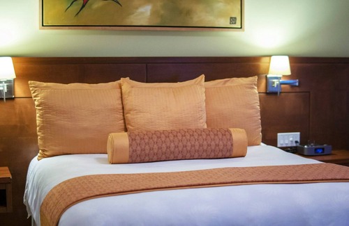 Tecate Hotel | Santuario Diegueño