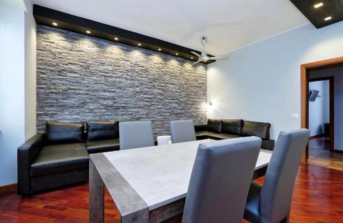 Tuscolano Apartamento | Sapphire Apartment