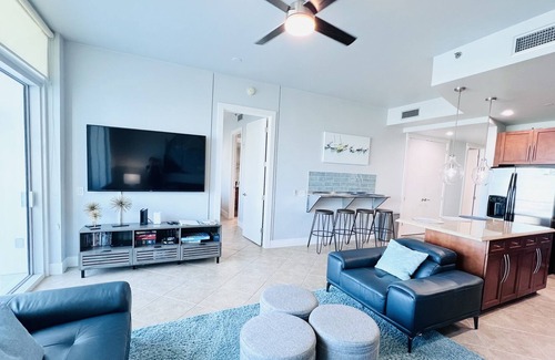 South Padre Island Complejo | Sapphire Resort's newest condo located on 6th floor overlooking the ocean!