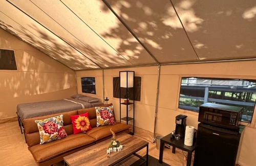 Mc Caskill Complejo | Sapphire Safari Tent