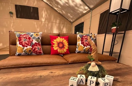 Mc Caskill Complejo | Sapphire Safari Tent