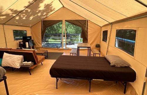 Mc Caskill Complejo | Sapphire Safari Tent