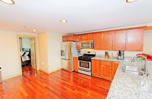 Malta Condominio | Saratoga Lake Waterfront - cerca del hipódromo y el centro de Saratoga!