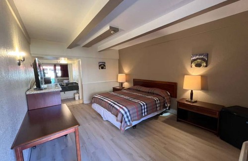 Ashburn Hotel | Saratoga Motel By Capital O Near Midway Airport Chicago IL