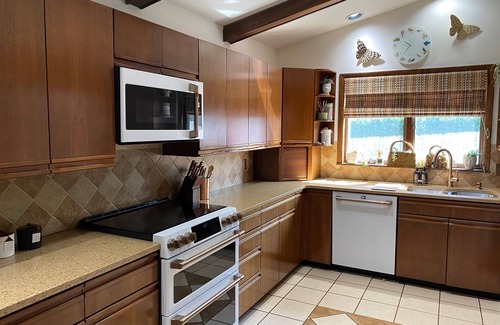 Saratoga Springs Casa | Saratoga Springs Race Track Home & Indoor Pool