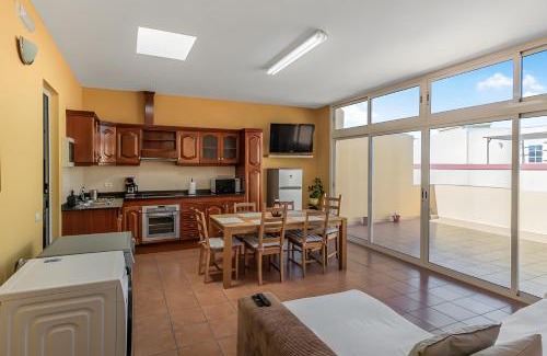 Sardina Apartamento | Sardina Beach Retreat