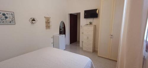 Sarroch Cama Y Desayuno | Sardinia Del Sud