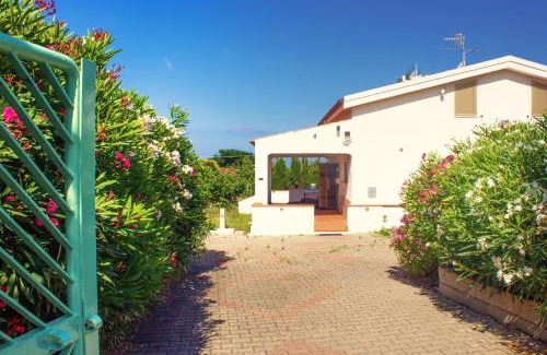 Sorso Villa | Sardinia SeaBreeze Villa IUN R2178