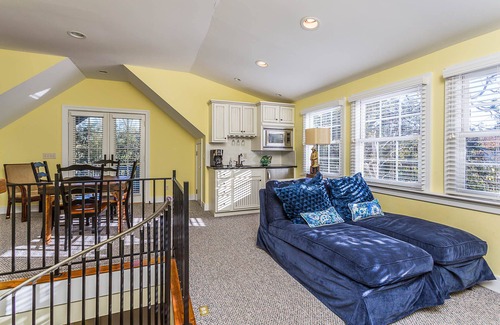 Saint Simons Island Casa | Sassy Peach Cottage - 5 habitaciones / 4. 5 baños Gran piscina Cerca del faro / muelle / pueblo!