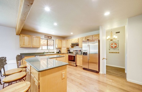 Star Valley Cabina | Sauna, Deck & Fire Pit: 'Rocking Horse Ranch'