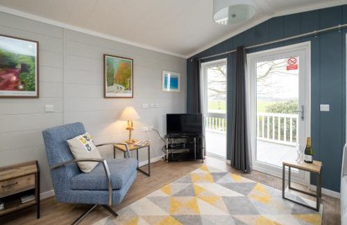 Leiston Casa | Savannah Lodge - Aldeburgh Coastal Cottages