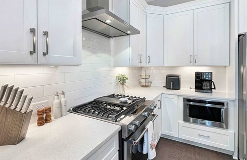 Hitch Village - Fred Wessels Homes Condominio | Savannah Riverfront Retreat