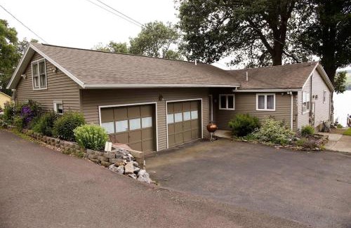 Dundee Casa | Savor a Sunset