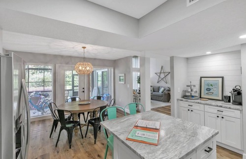 Sawgrass Casa | Sawgrass Splash! 2 bed/2 bath...WALK to the BEACH!