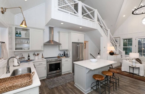 Tiger Casa | Scenic 4BR|3BA Contemporary Lake Burton Home