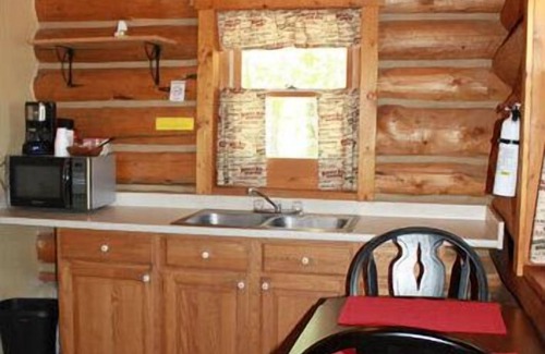 Wapiti Cabina | Pintoresco rancho de invitados con acogedora cabaña