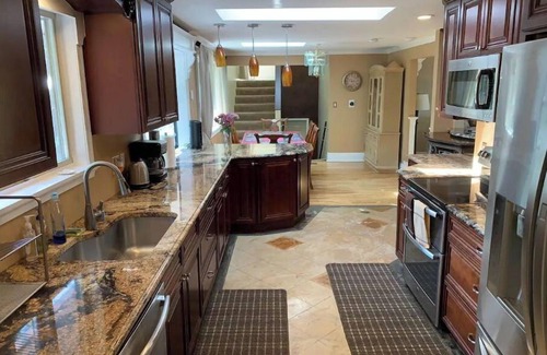 Kent Casa | Scenic Hill peaceful getaway