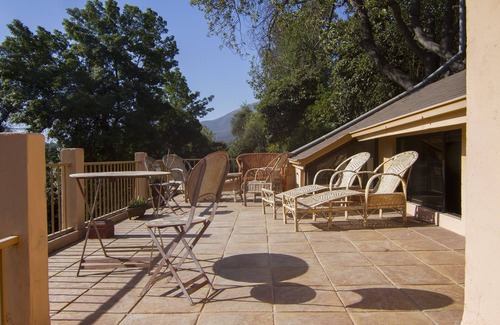 Pirque Casa | Espectacular jardín! Dos terrazas al atardecer, cerca de bodegas: a 40 km de Santiago