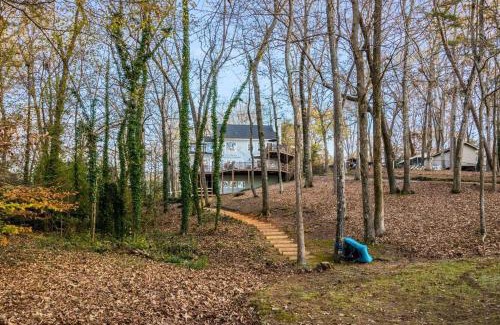 Gainesville Casa | Scenic Retreat-Lanier Lakefront-Private Dock-Sunset Views!