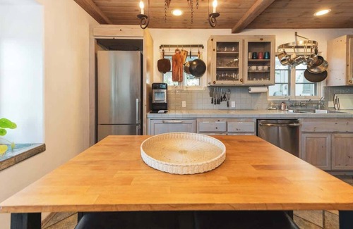 North Arroyo Casa | Scenic Villa W/Pool, Hot tub&Amazing Views of NASA