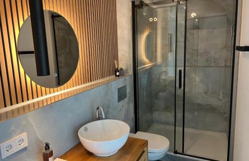 Bruckmuehl Apartamento | Schöne Designer-Wohnung im Mangfalltal
