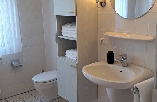Oberkalbach Apartamento | Schöne Wohnung Am Tor zur Rhön