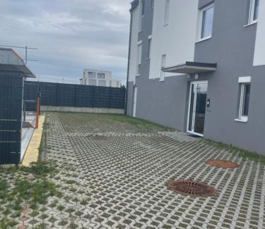 Gerasdorf bei Wien Apartamento | Schöne Wohnung