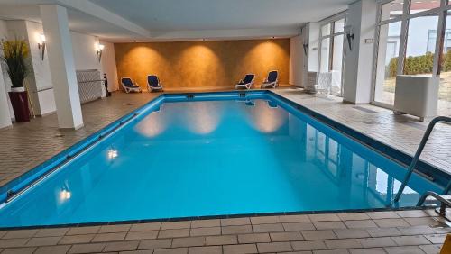 Schoenwald Apartamento | Schanzenblick mit Sauna und Pool