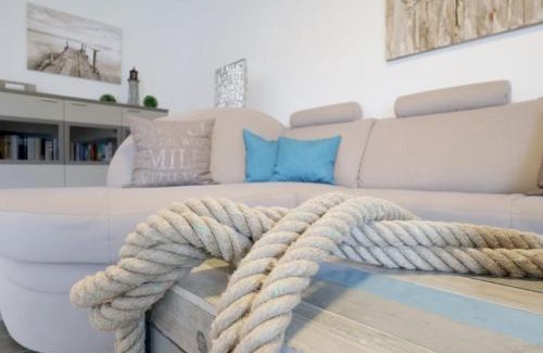 Tarnewitz Casa | Schatzkiste Reetdachhaus