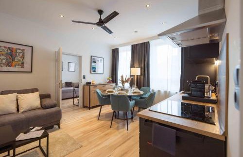 Hof Apartamento | SchillerApartment Hof, Küche, 24h Digital-Checkin, Parkplatz, WLan250MBit