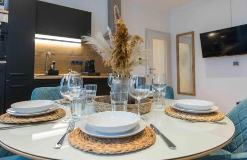 Hof Apartamento | SchillerApartment Hof, Küche, 24h Digital-Checkin, Parkplatz, WLan250MBit