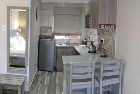 Fichardt Park Apartamento | Schnehage Self Catering