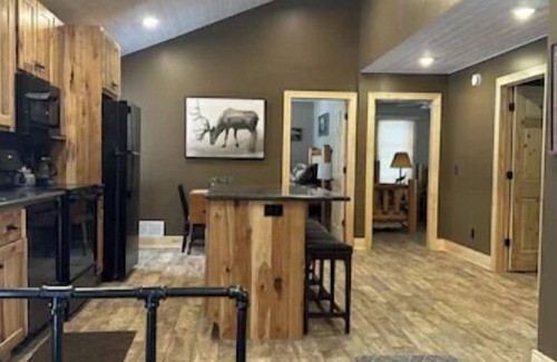 Mecosta Casa | School Section Lake Cozy Cabin