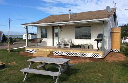 Summerside Cabaña | Schurmans Shore Waterfront Cottage # 4