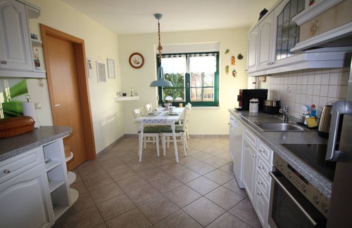 Neu Poserin Apartamento | "Schwalbennest" modern, air-conditioned vacation apartment, close to Plau am See.