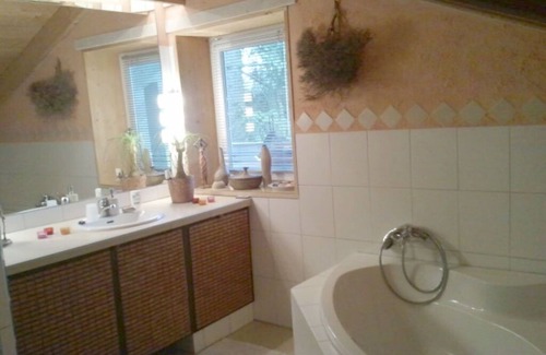 Falkensee Apartamento | Schweizerhaus, FeWo Lucerne (upper floor)