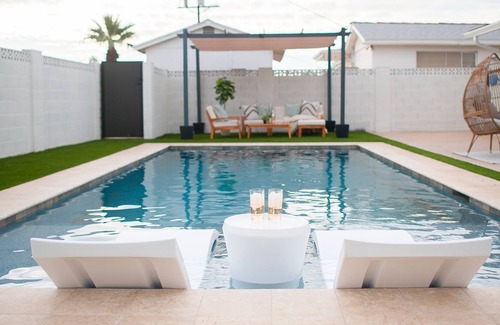 Papago Parkway Casa | Scottsdale Amazing Pool+Hot Tub - 30 Nights Minimum